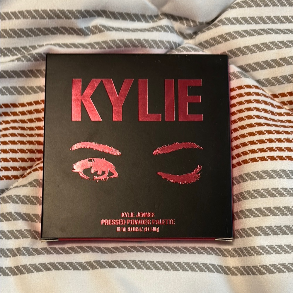 Kylie Cosmetics Pink Eyeshadow Palette